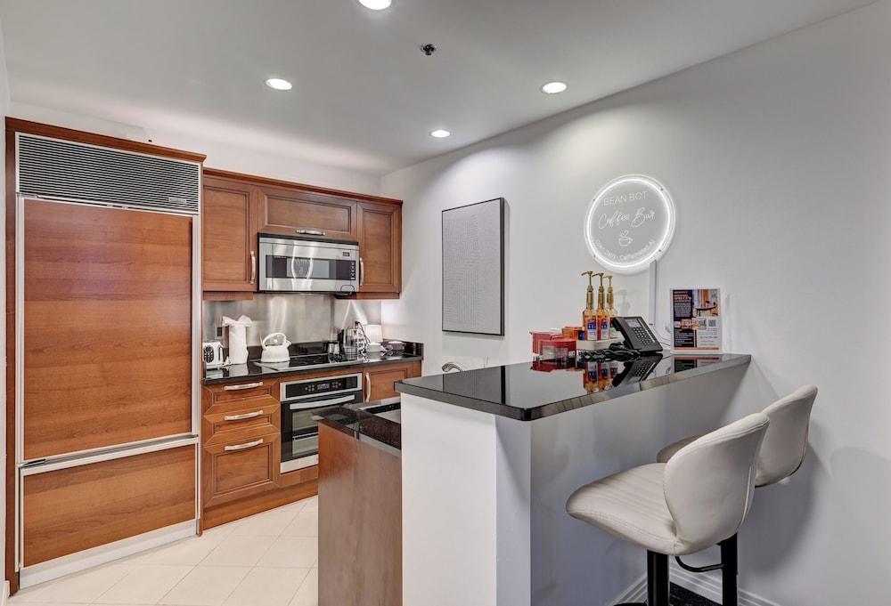 Suite Hub LV at Signature Sphere View photo 41