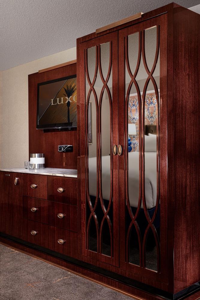 Luxor Hotel and Casino photo 70