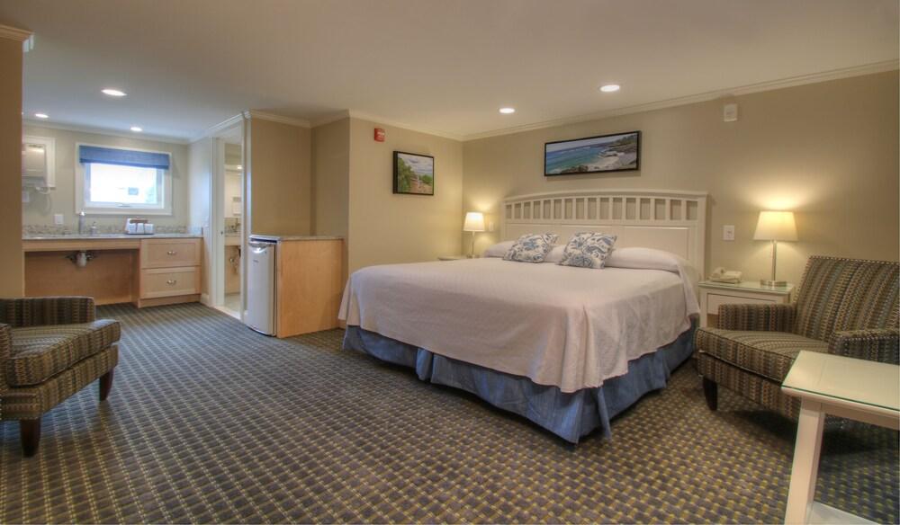 Sea Chambers Motel photo 19