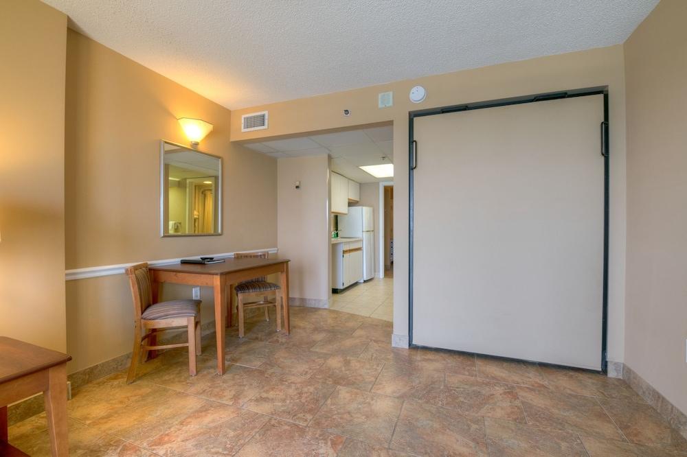 Ocean Drive Beach & Golf Resort photo 63