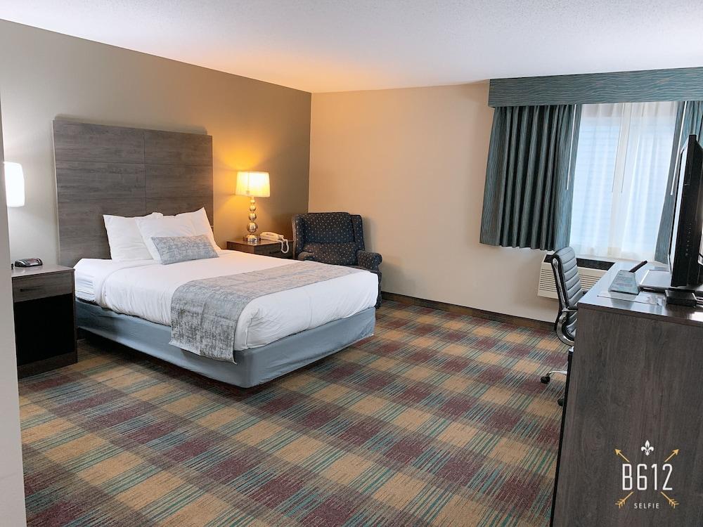 Baymont by Wyndham Baldwin photo 10
