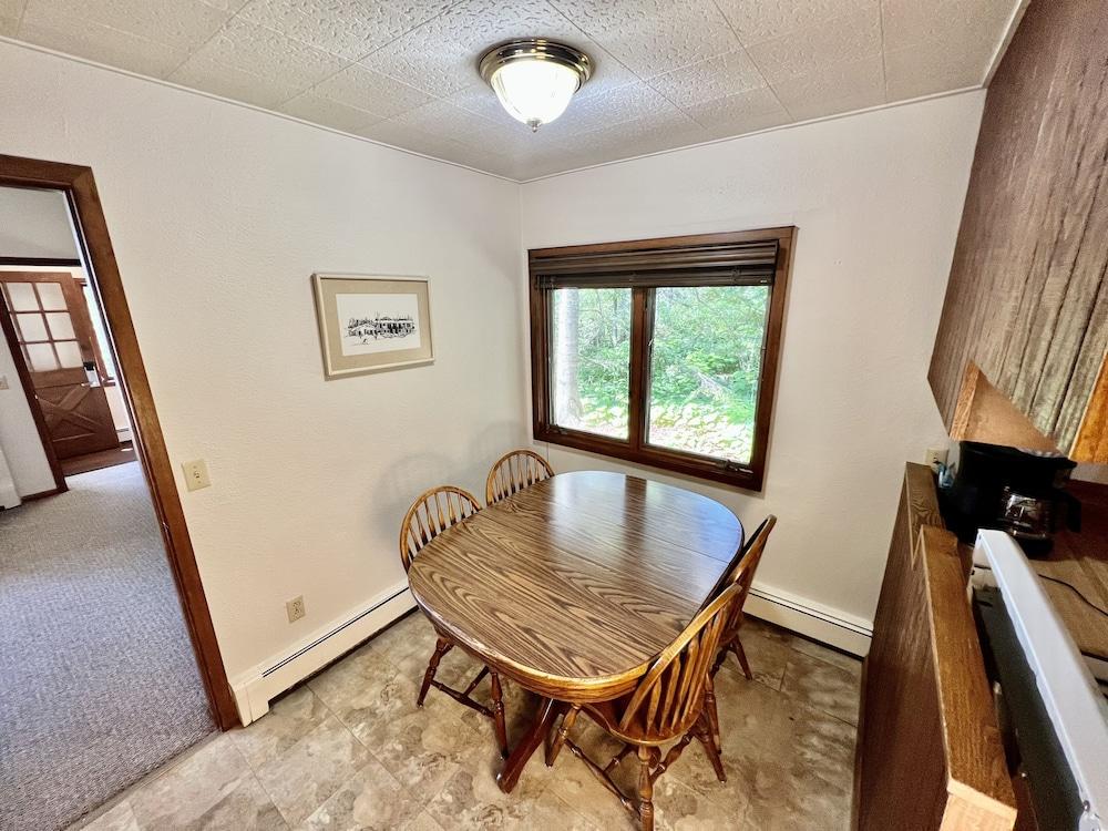 Thomsonite Beach Inn photo 45