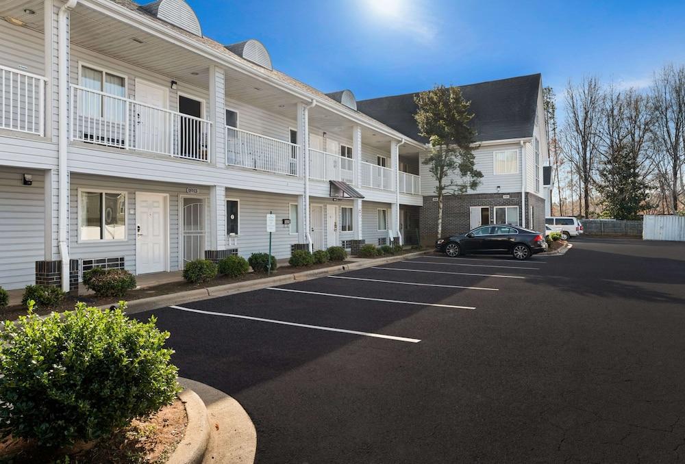 Rodeway Inn Charlotte Independence Blvd. photo 34