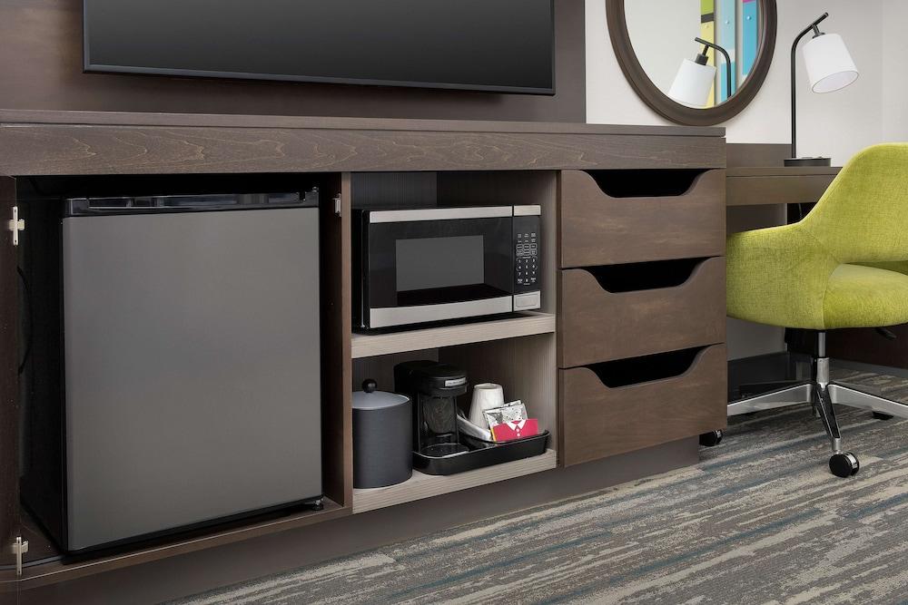Hampton Inn & Suites Lexington Columbia photo 16
