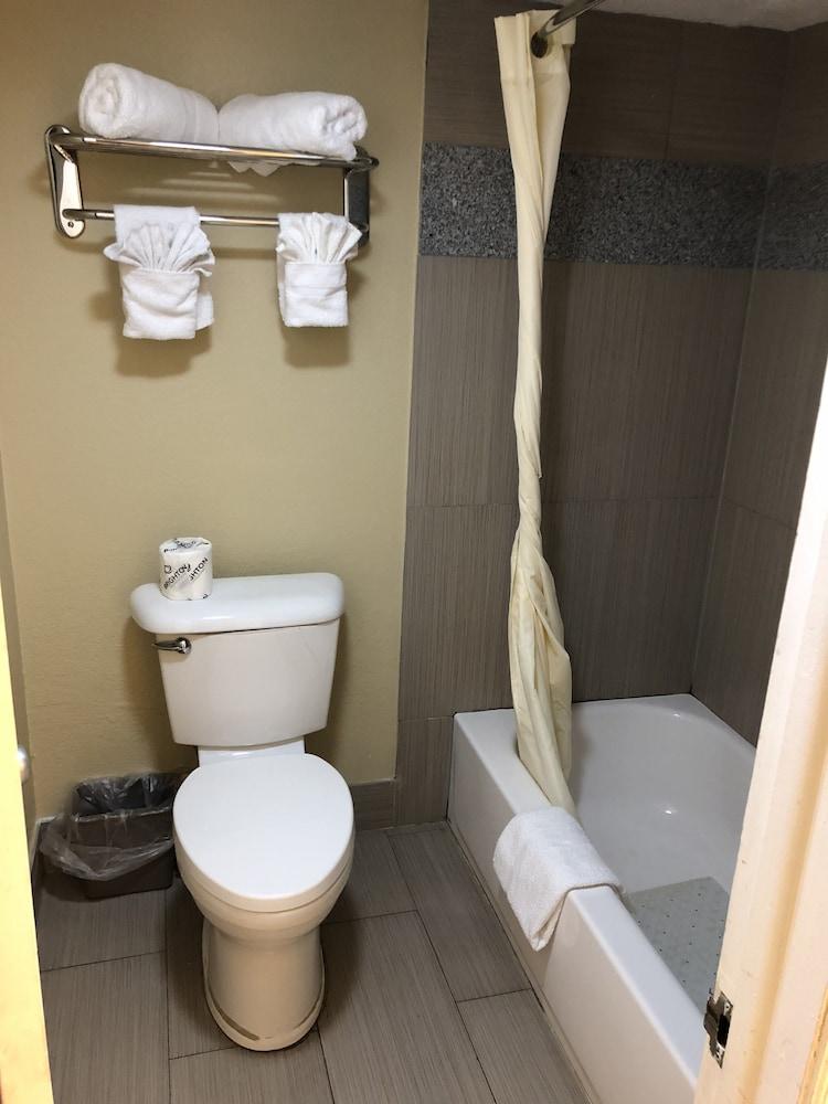 San Marco Inn East photo 2