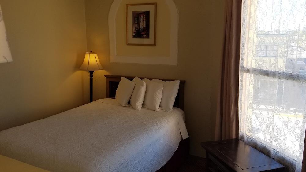 Palace Hotel photo 3