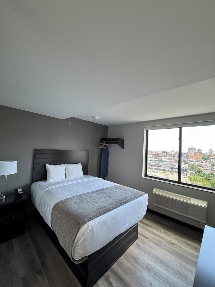 Capital Hotel photo 5