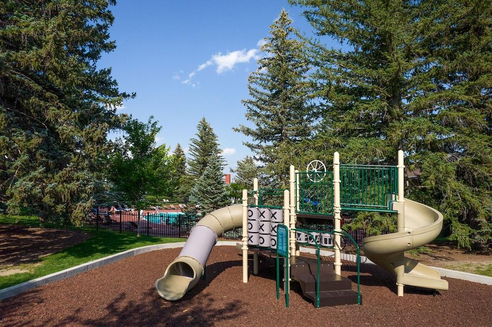 Little America Cheyenne photo 11