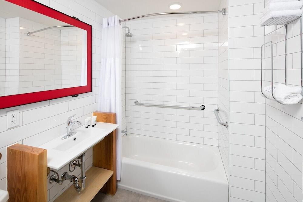 Hotel 1080 Brooklyn photo 1