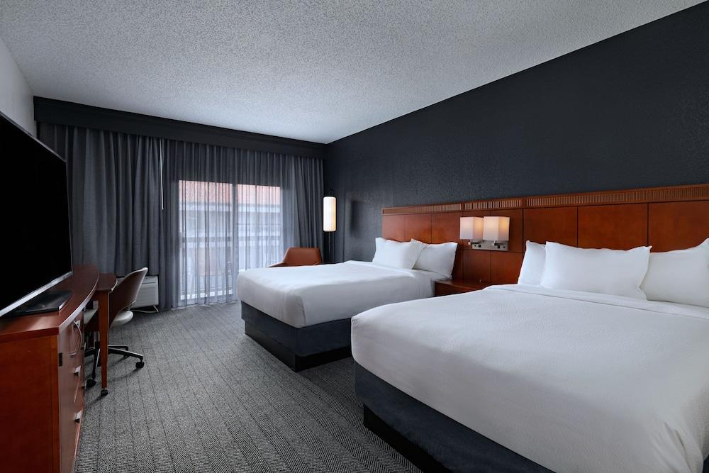 Courtyard by Marriott San Antonio Downtown/Market Square photo 6