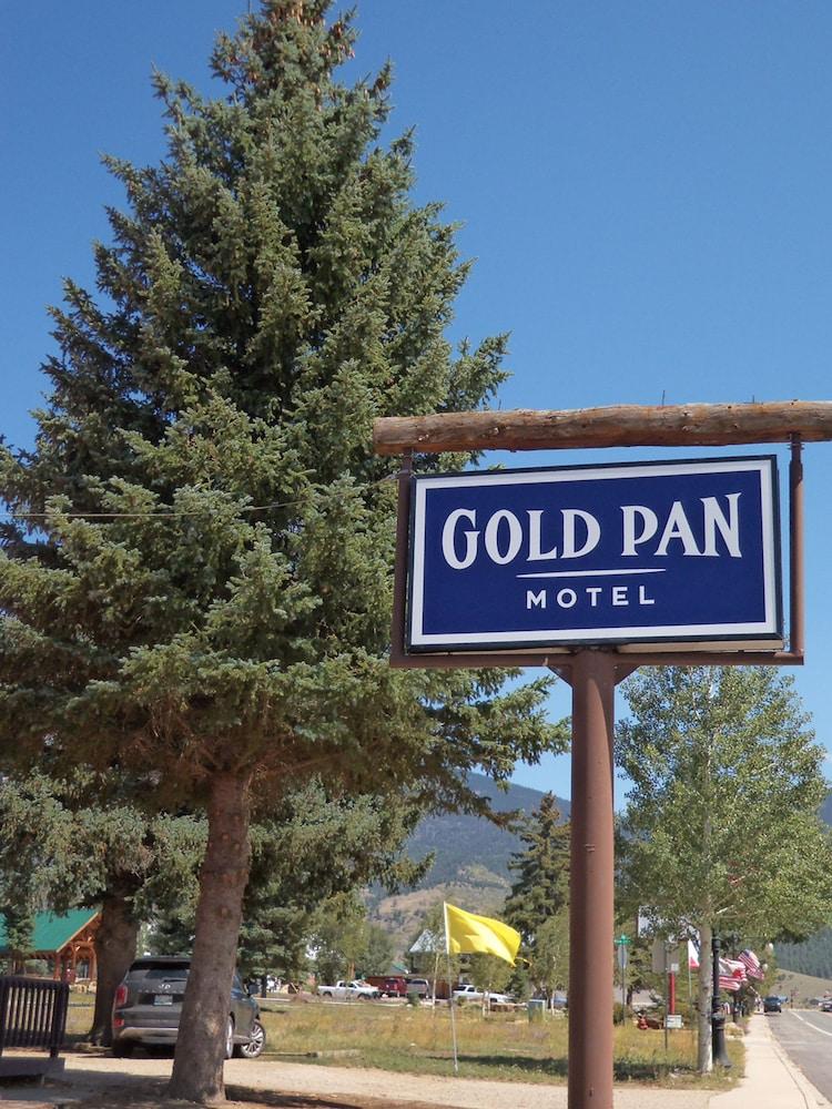 The Gold Pan Motel photo 13