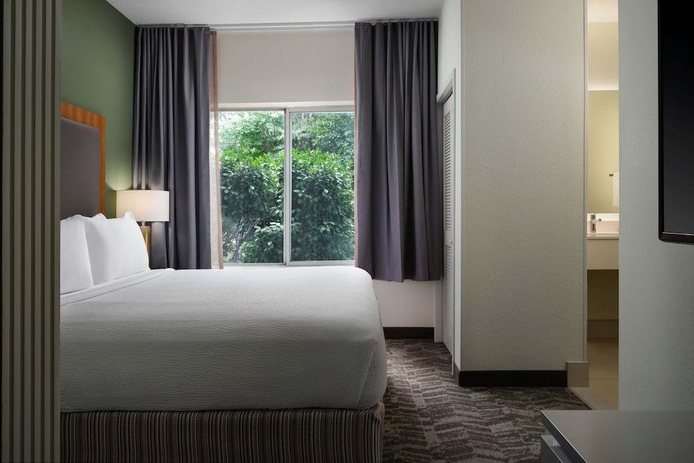 Springhill Suites By Marriott Metro Center photo 8