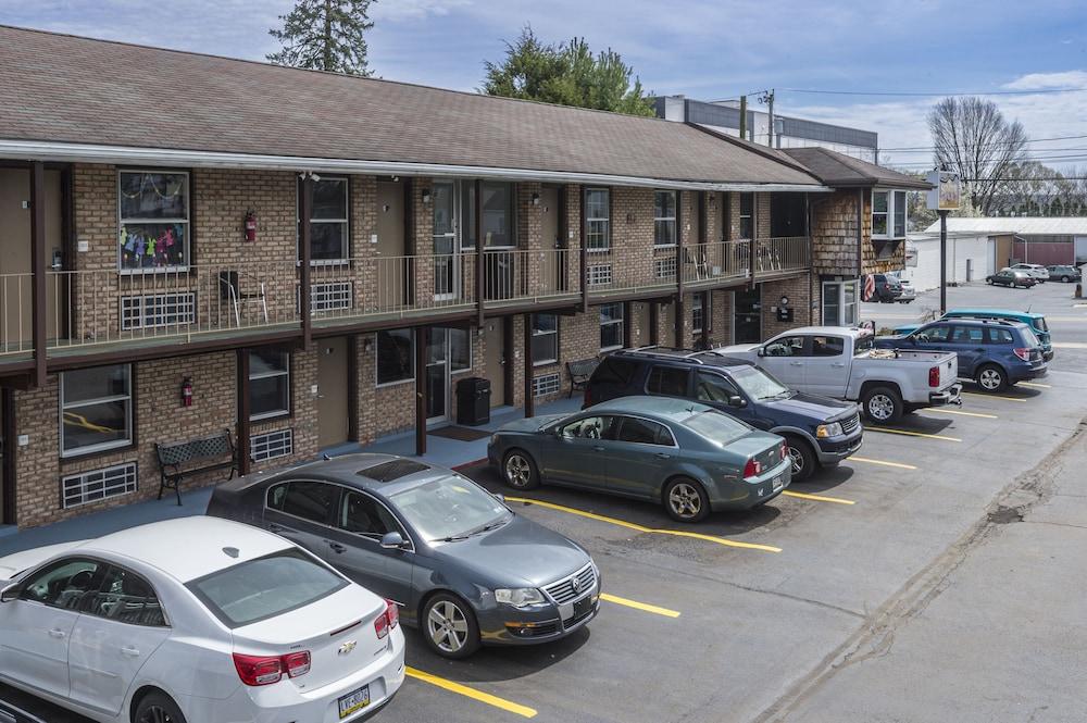 Sunrise Inn Hershey photo 39