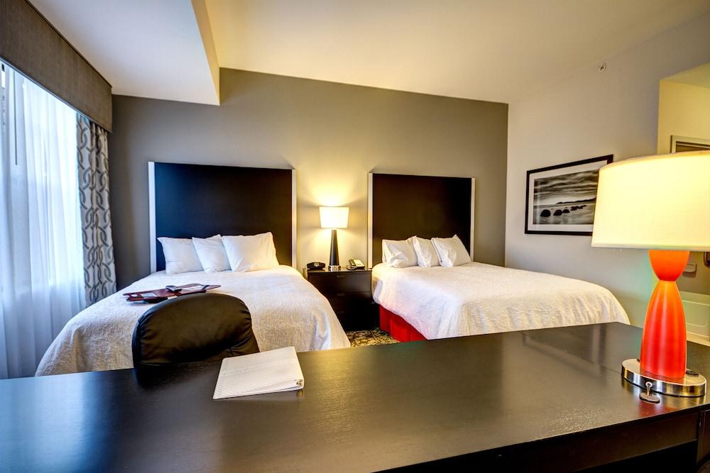 Hampton Inn & Suites Roanoke Airport photo 8