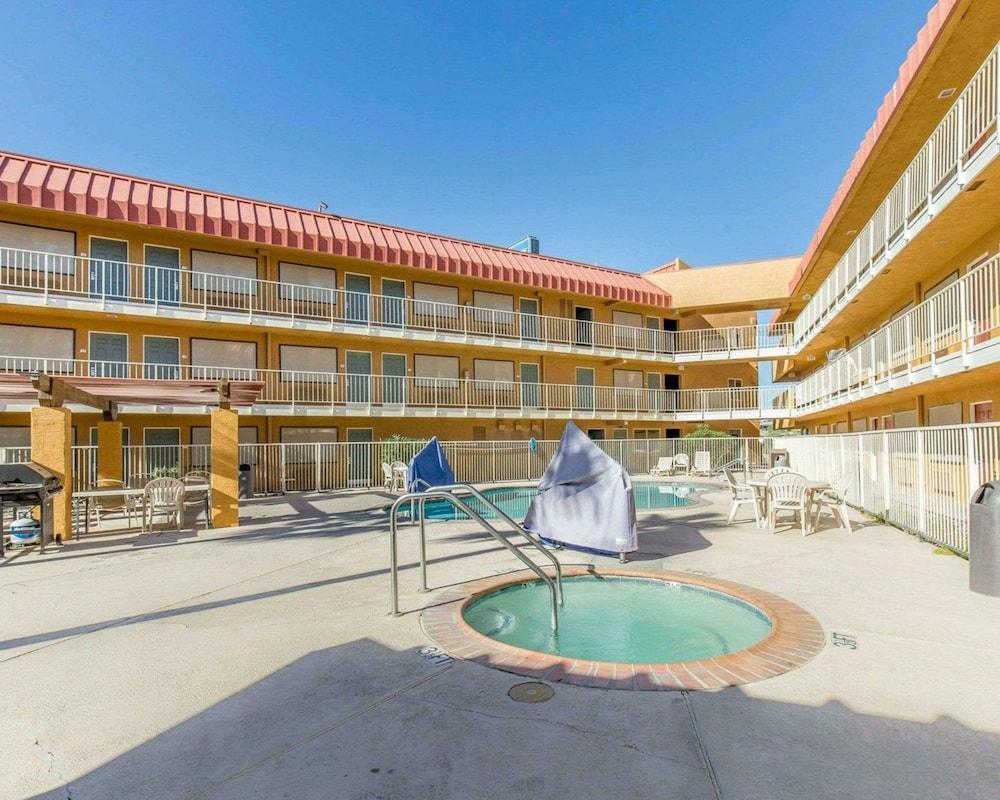 Quality Inn Needles photo 19