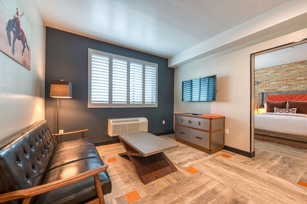 Hotel Lexen - Newhall photo 29