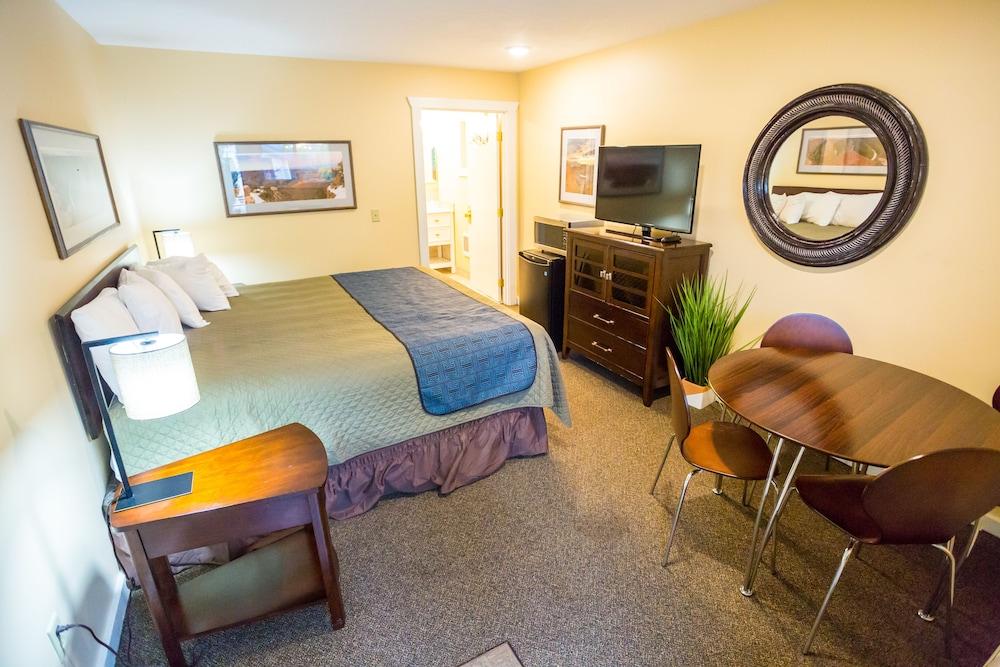 The Lava Hotel photo 13