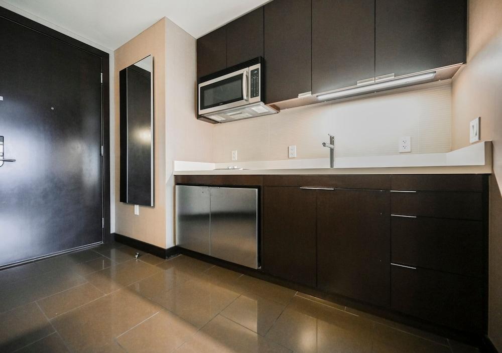 StripViewSuites at Vdara photo 39