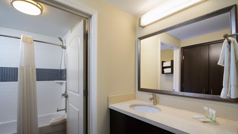 Staybridge Suites Buffalo-Amherst by IHG photo 27