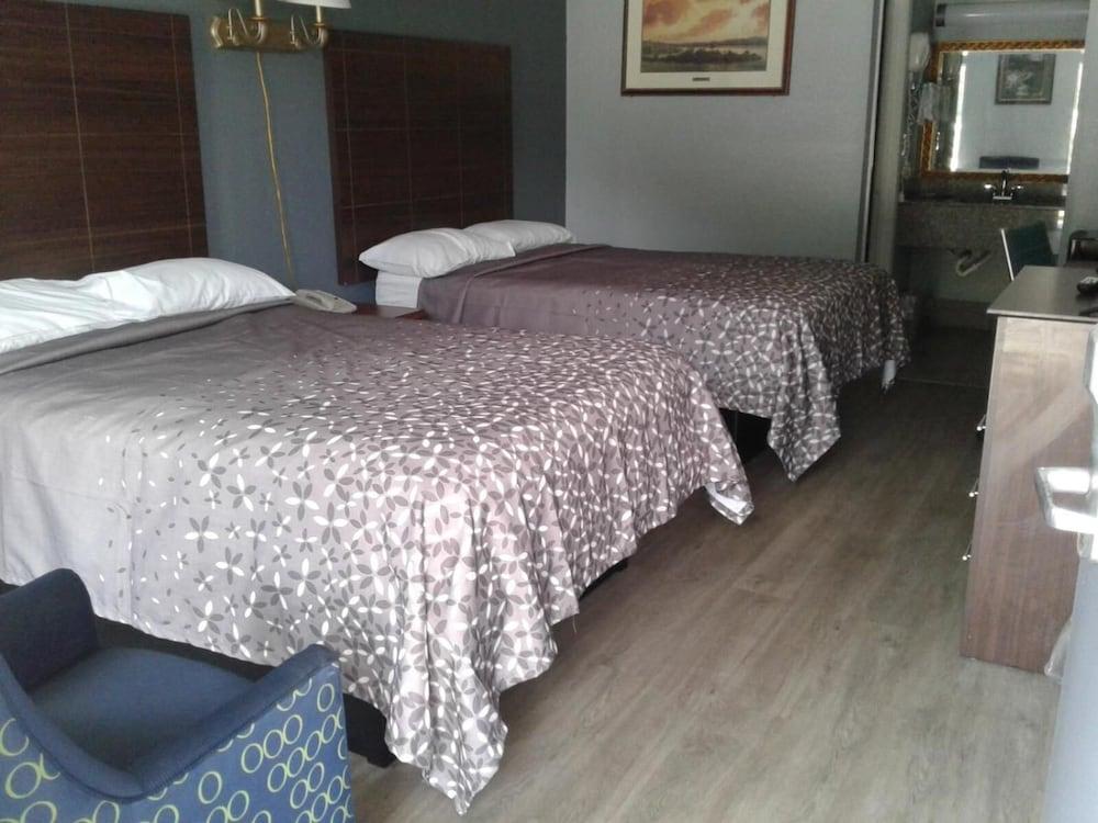 Budget Inn Express photo 12