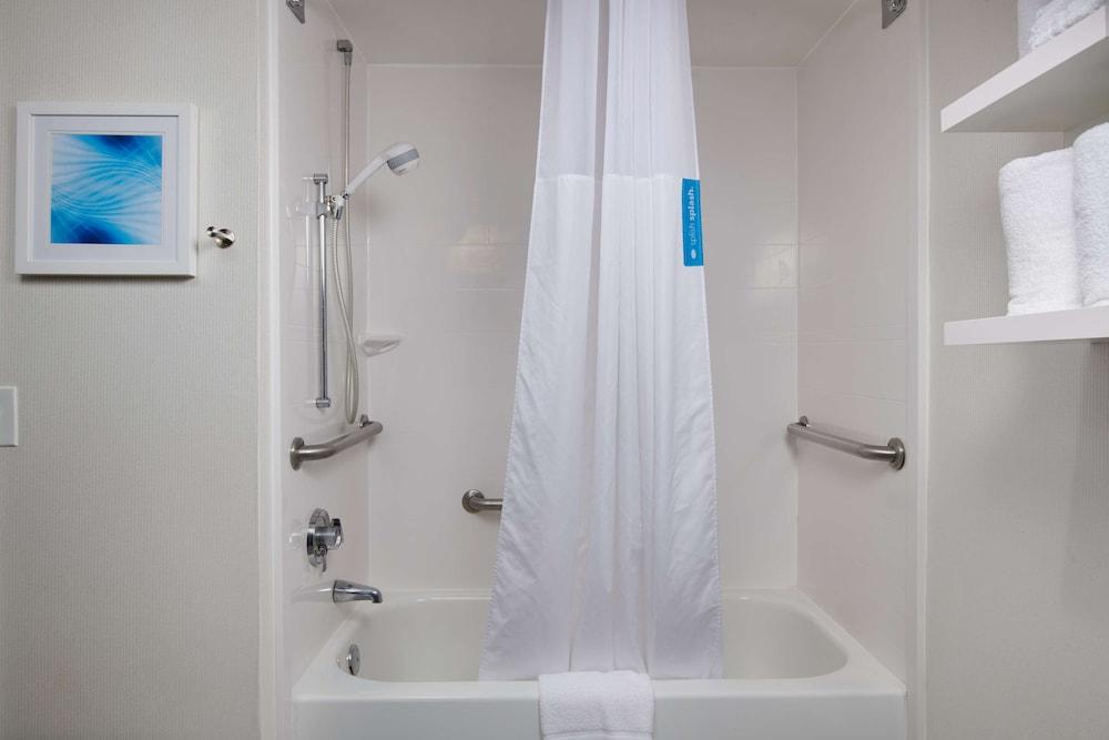 Hampton Inn Atlanta NW Cumberland photo 20