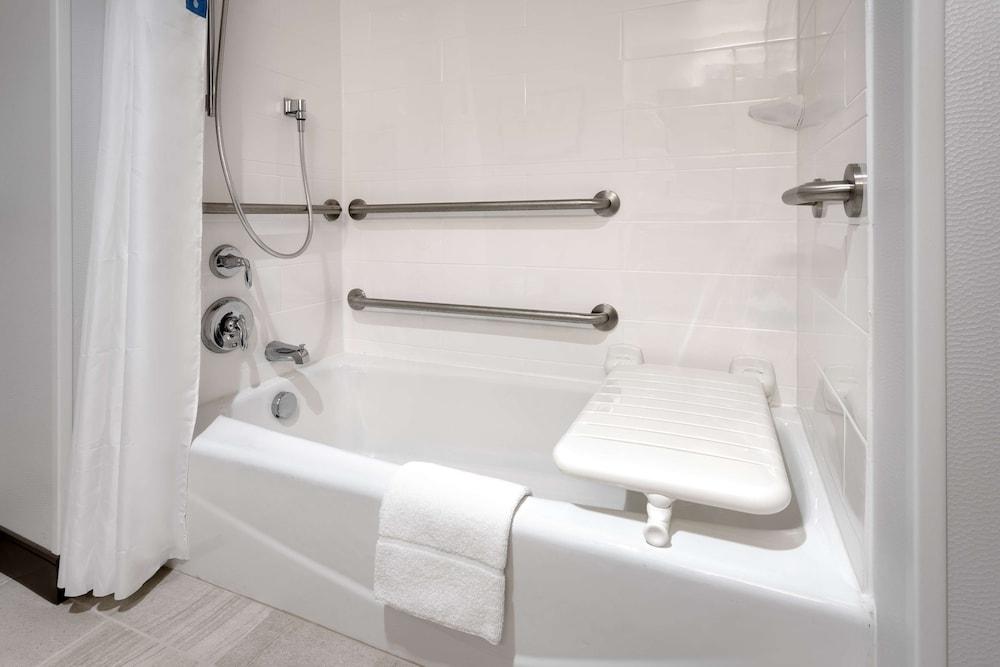 Hampton Inn & Suites Rexburg photo 17
