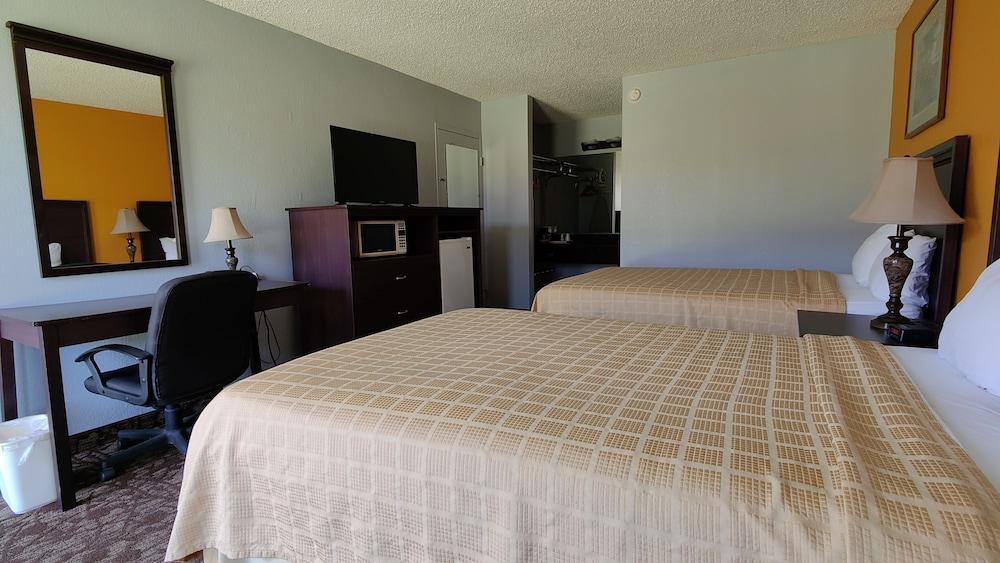 Countryside Inn & Suites photo 13