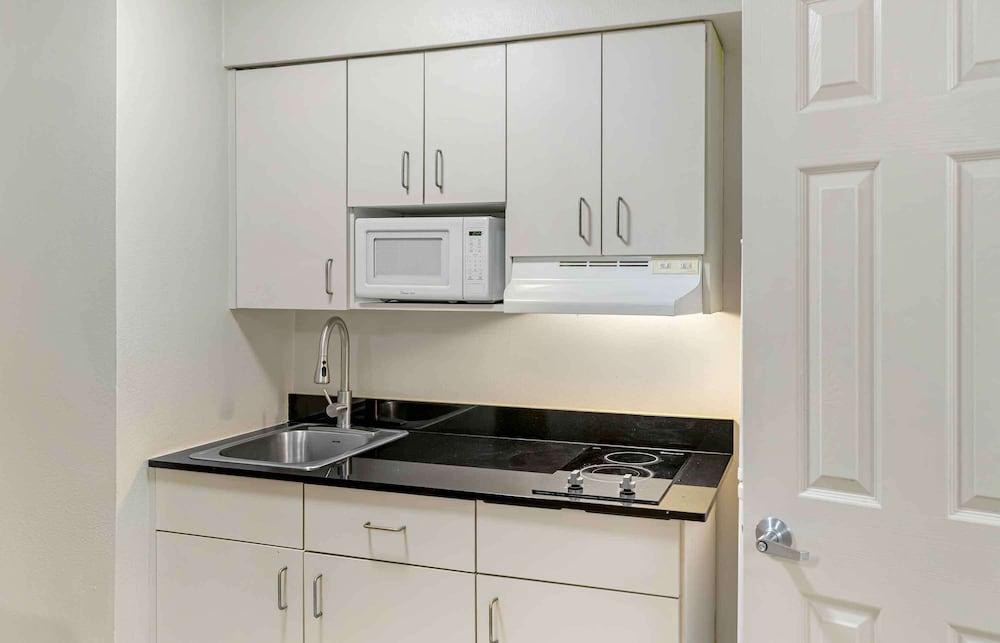 Extended Stay America Select Suites - Odessa photo 18