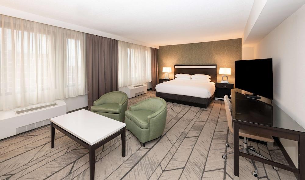 DoubleTree by Hilton Newark Penn Station photo 48