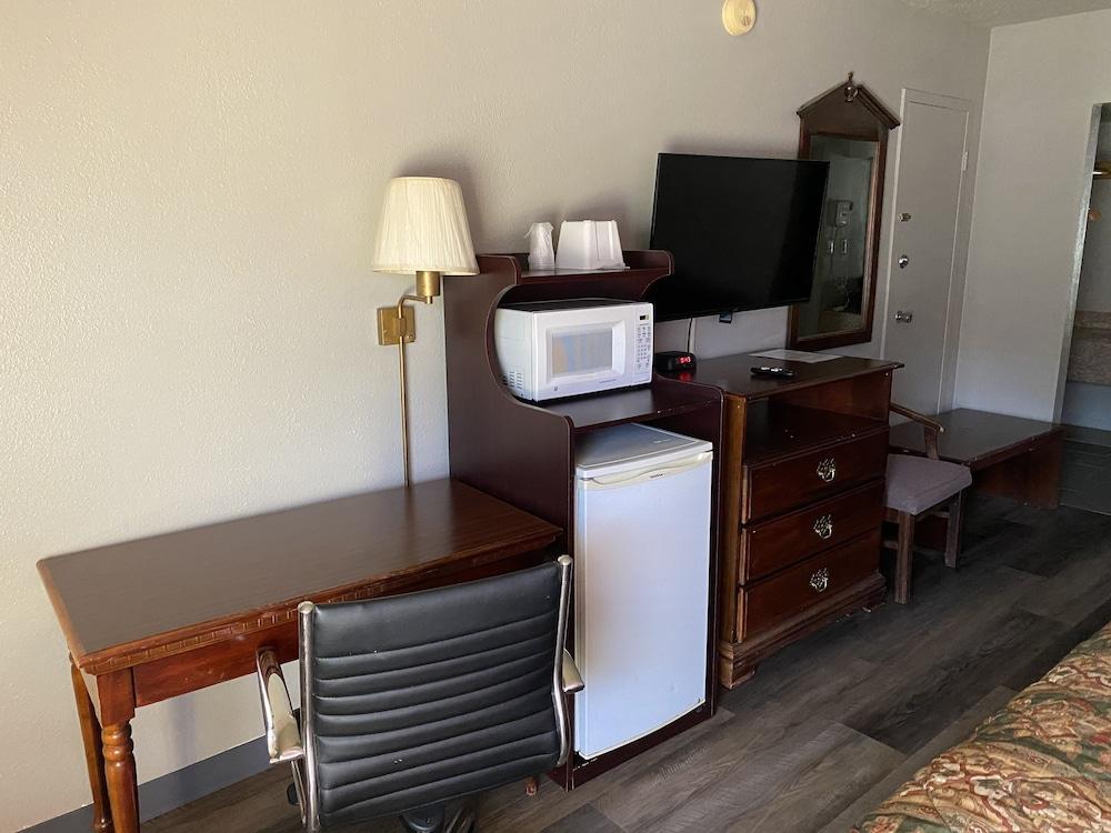 Rogers Inn photo 3