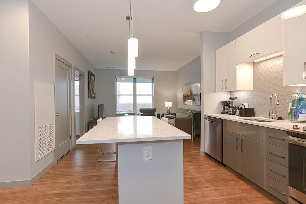 Global Luxury Suites Downtown Providence photo 50