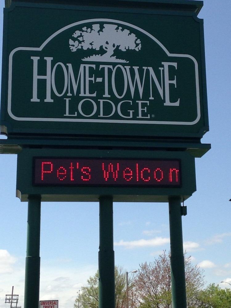 Home-Towne Lodge photo 2