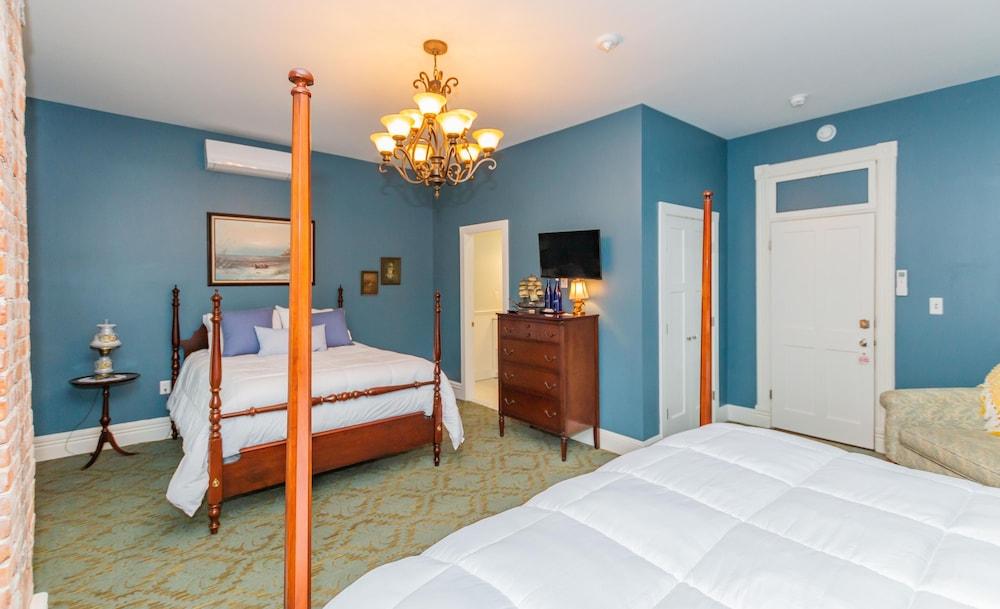 Historic Hotel Broadalbin photo 19