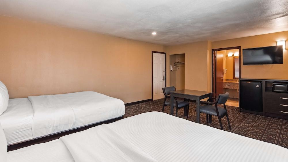 Best Western Rambler photo 26