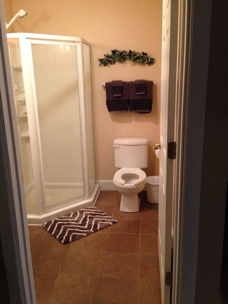 Monroe Street Suites photo 23