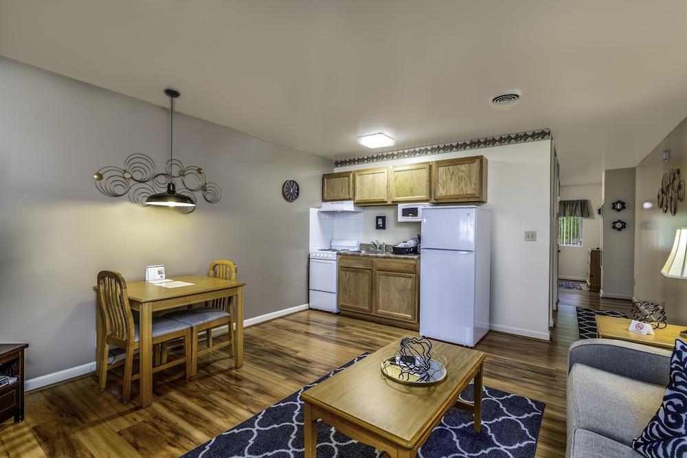 Affordable Corporate Suites of Overland Drive photo 42
