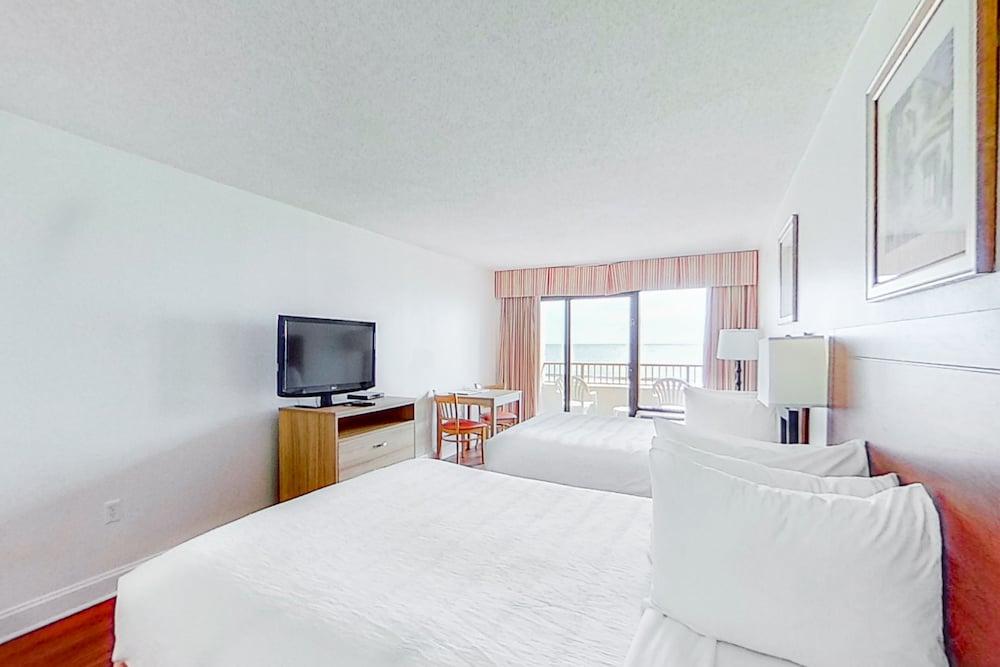 Ocean Park Resort by Vacasa photo 65