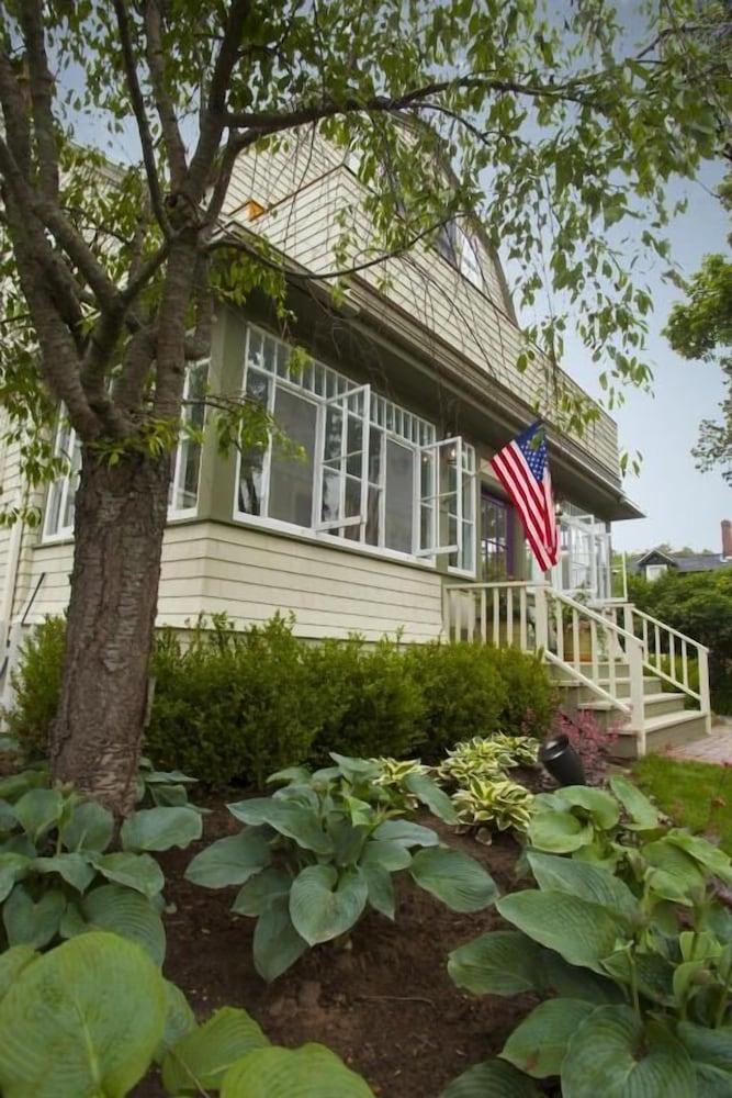 Inn on Shore Road photo 97