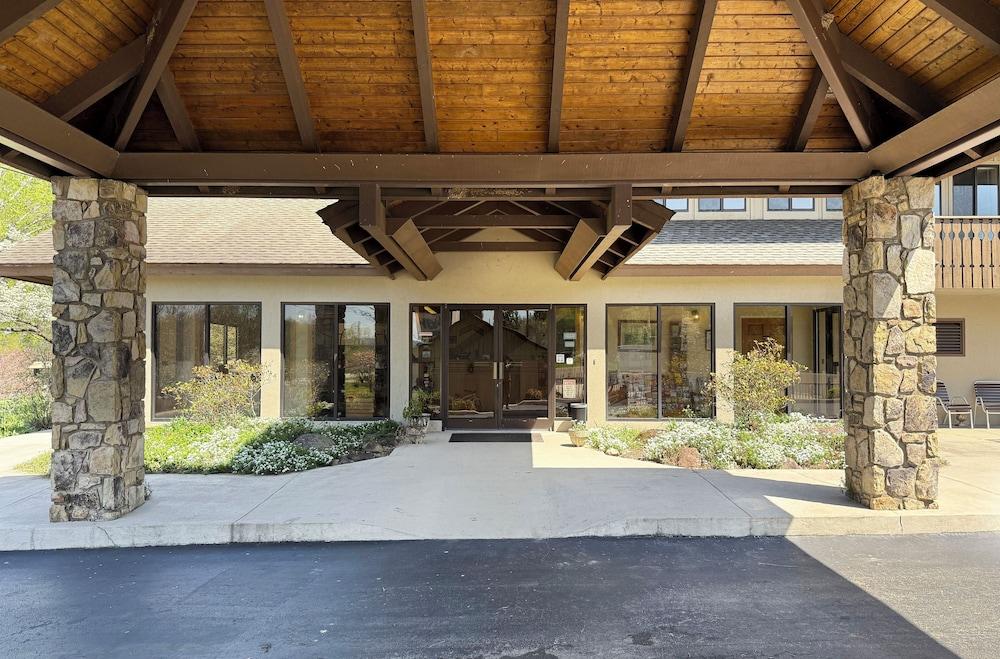Talley Ho Inn photo 3