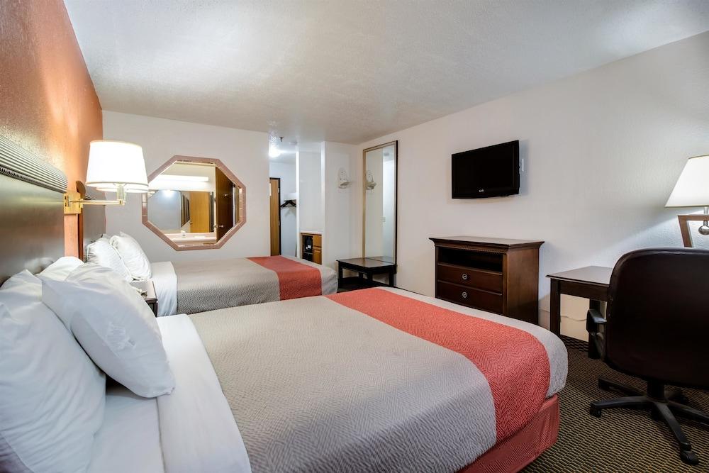 Motel 6 Marion, IL photo 15