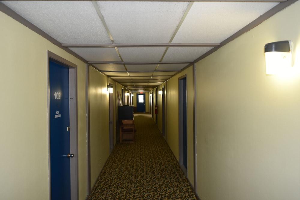 Countryside Inn photo 16