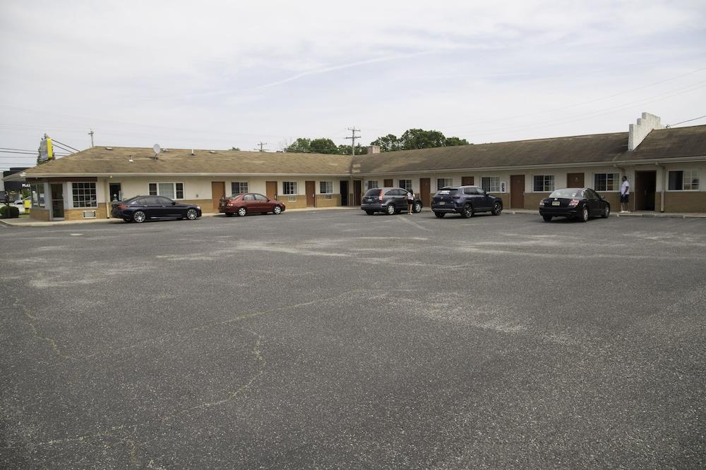 Capri inn and Suites photo 25