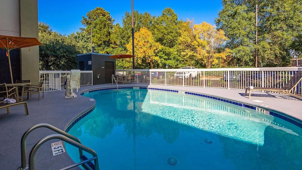 Best Western Plus Lexington Inn photo 24