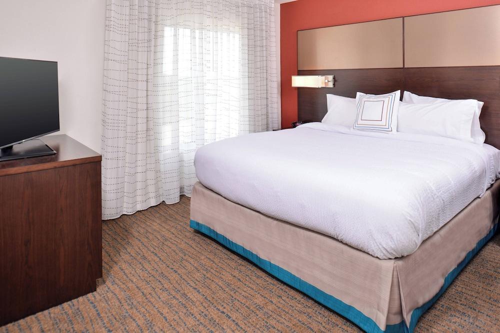 Residence Inn Cedar Rapids South photo 31