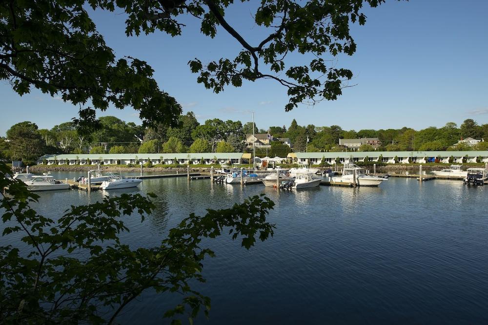 Yachtsman Hotel & Marina Club photo 68