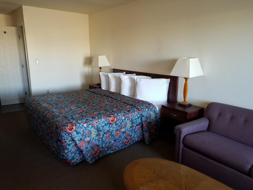 Sahara Inn photo 2