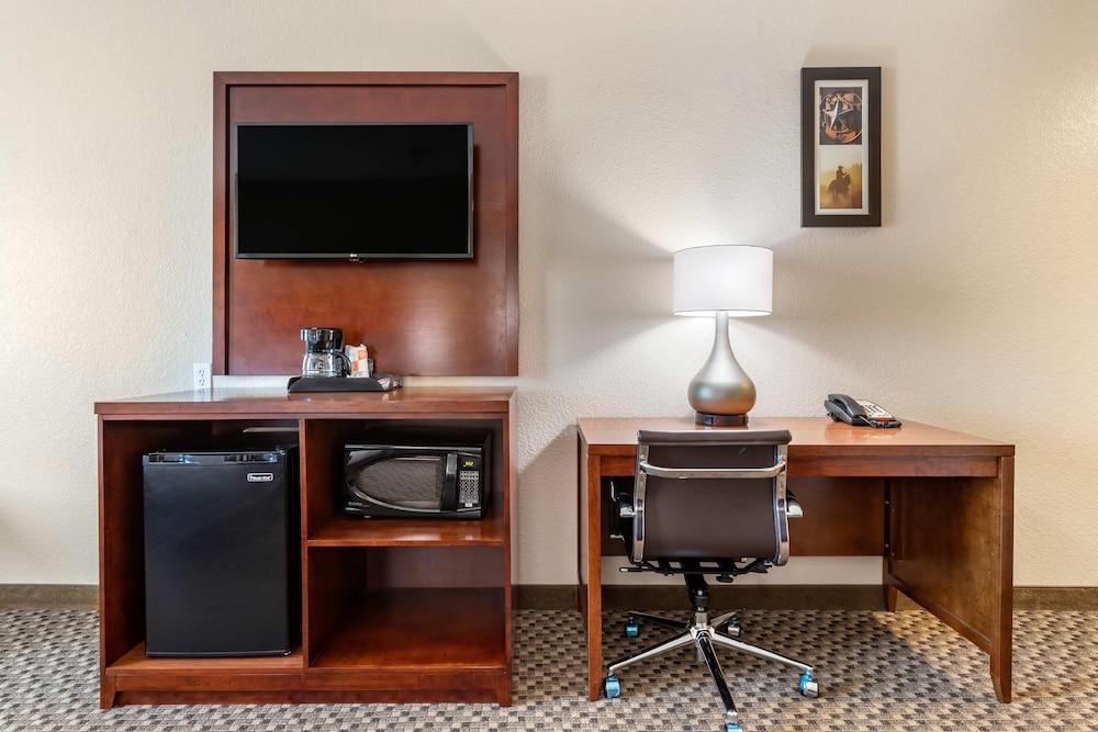 Comfort Inn & Suites Navasota photo 14