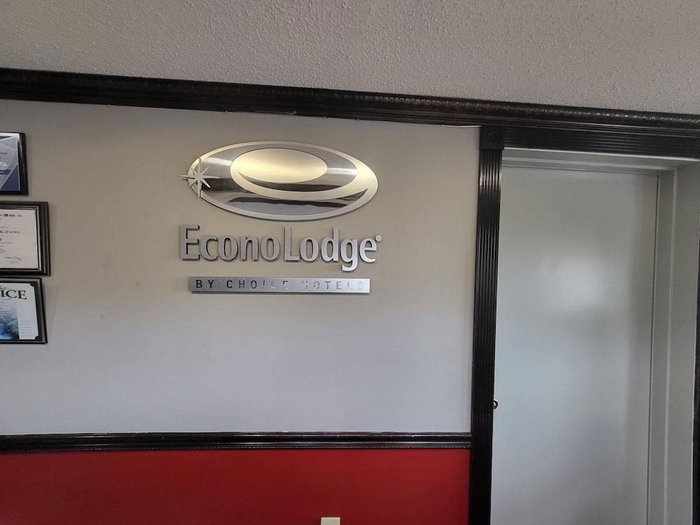 Econo Lodge Andalusia photo 37
