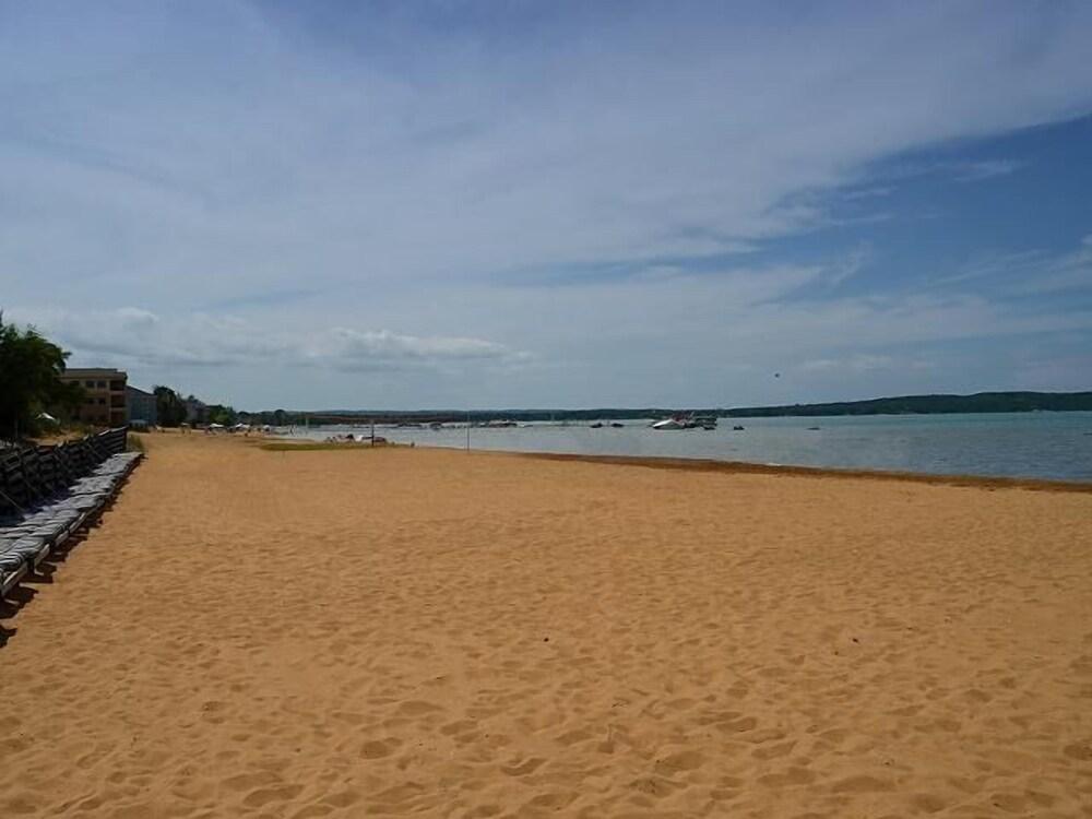 Beach Condominium Hotel photo 85