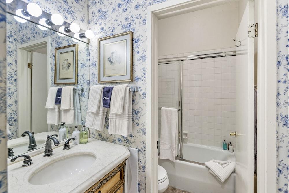 The Residence Hotel photo 39